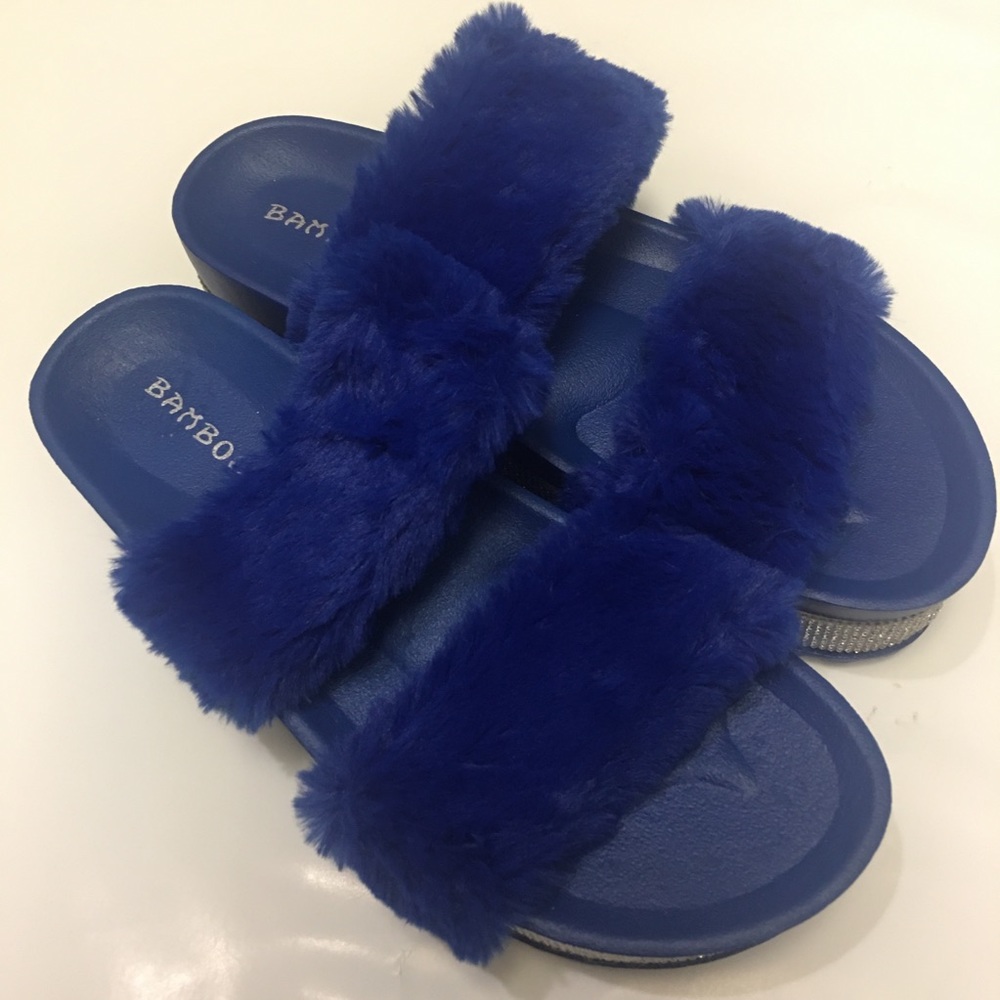 Women’s Blue Fur Slippers With Silver Decoration Size 8